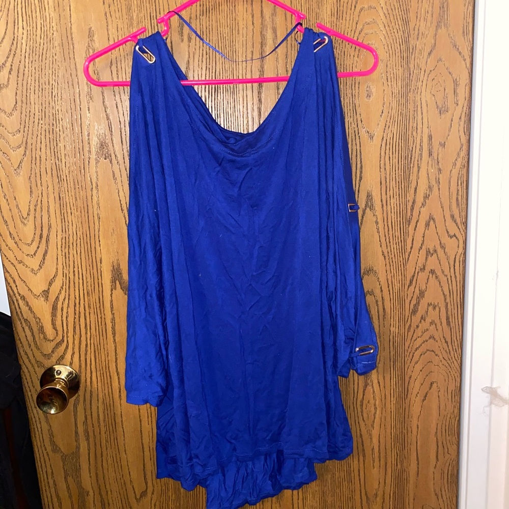 Blue top